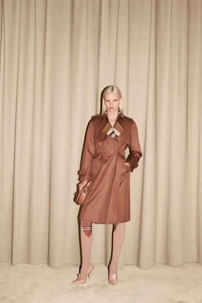 Look 18